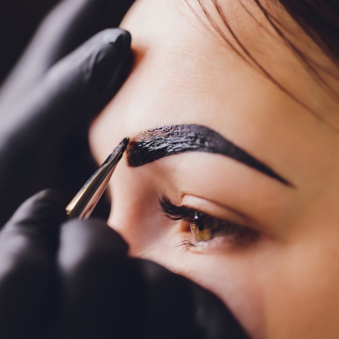 services-thumbnail-brow-shape-and-tint